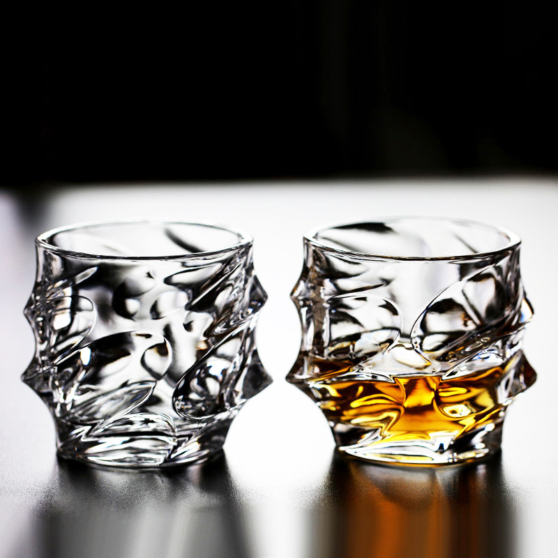 320ml Transparent Cocktail Bra - Wine In Beer Glass recensione e prezzo